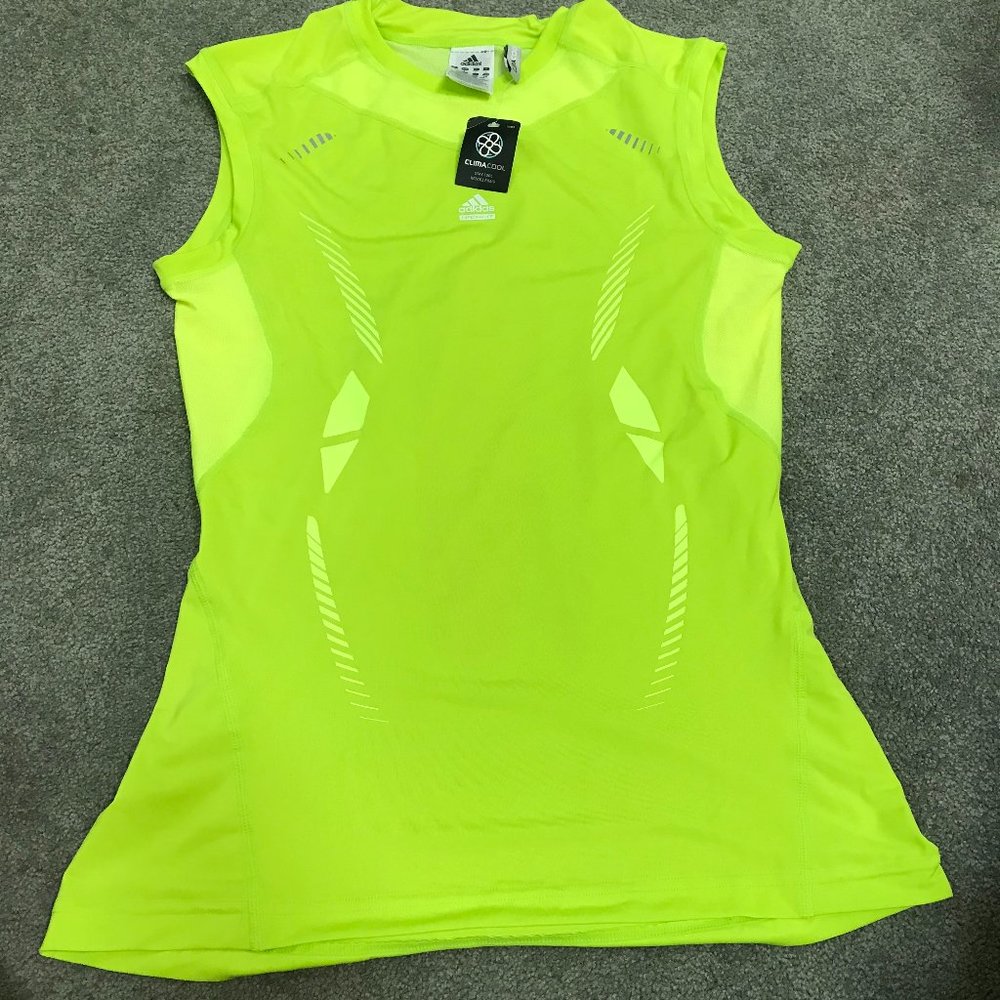 Adidas: NWT Sleevelss Active Top
